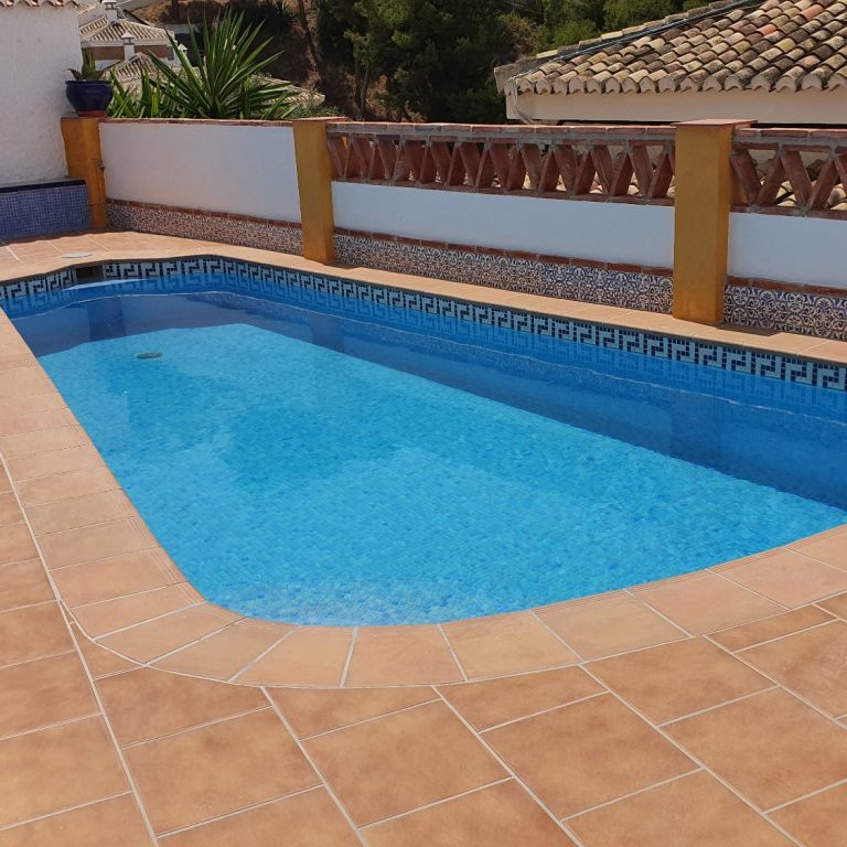 Pool privat nur für das Haus